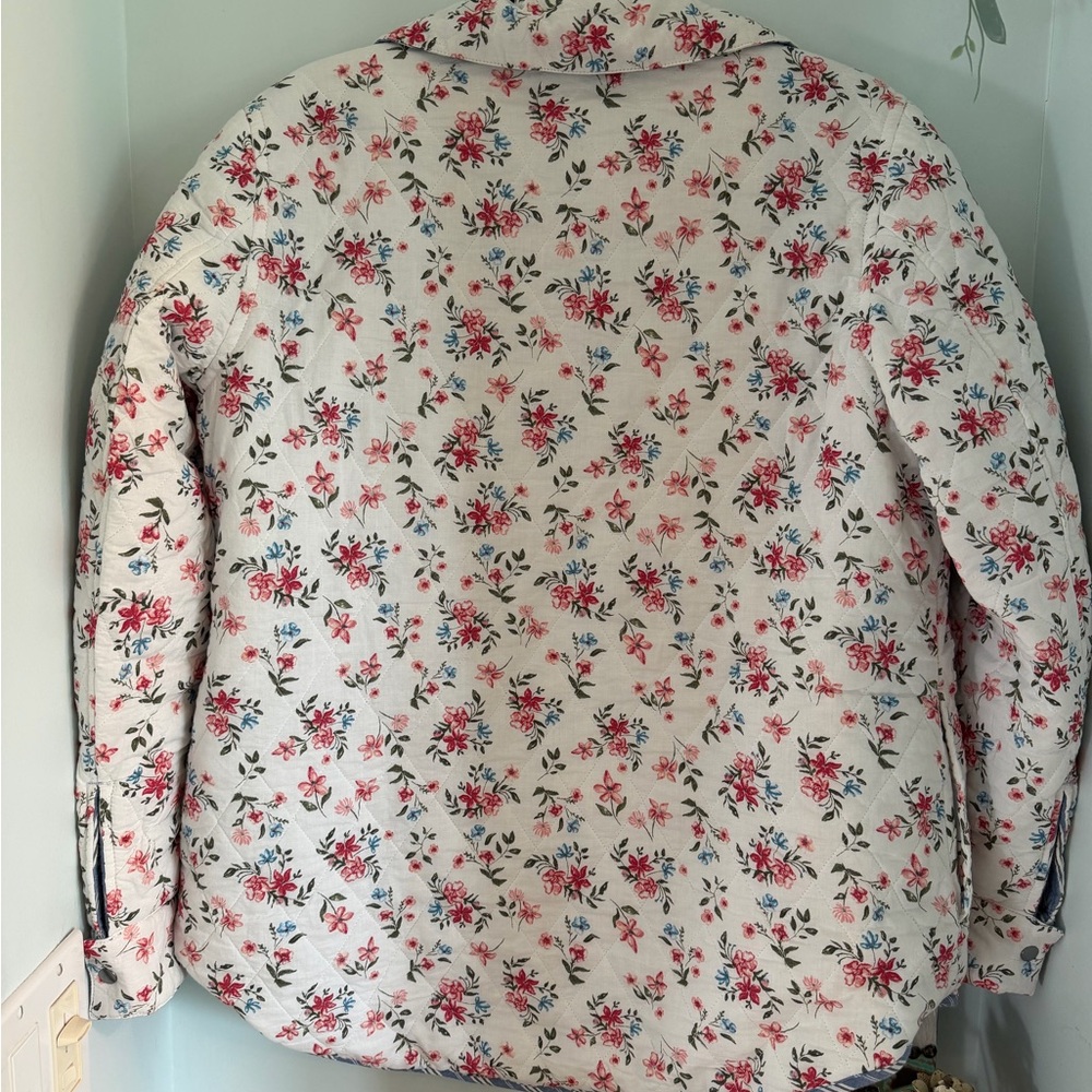 Nostalgia Floral Puffer Jacket - White and Pink - Picture 2 of 5